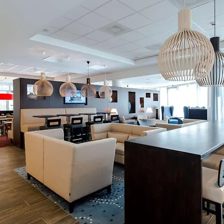 Hampton By Hilton Amsterdam Airport Schiphol הופדורפ