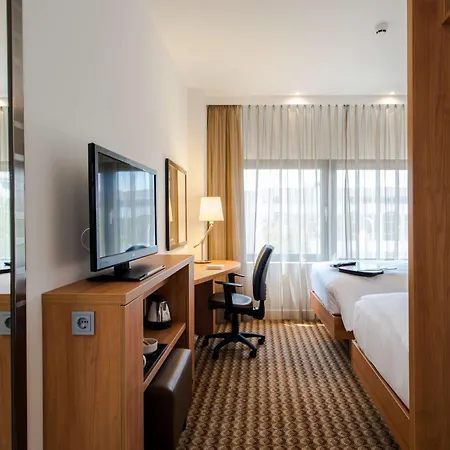 Hampton By Hilton Amsterdam Airport Schiphol מלון 4*