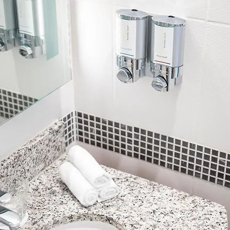 Hotel Hampton By Hilton Amsterdam Airport Schiphol 4*