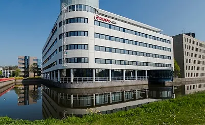 Hampton By Hilton Amsterdam Airport Schiphol מלון 4*