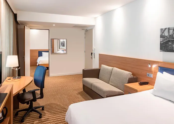 Hampton By Hilton Amsterdam Airport Schiphol Hotel 4*