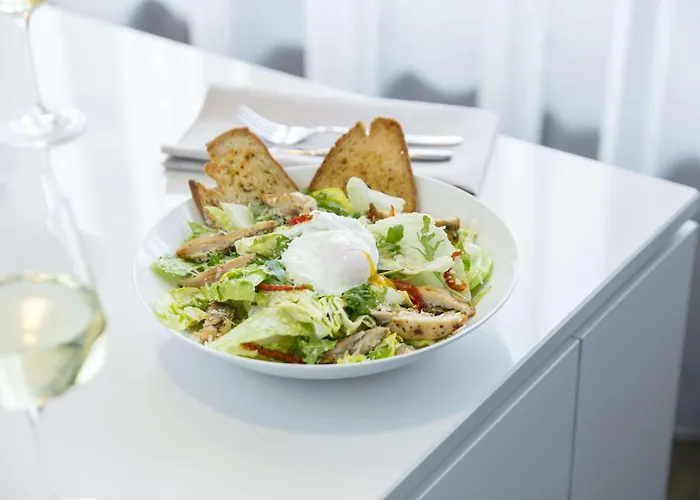 Hampton By Hilton Amsterdam Airport Schiphol 4*