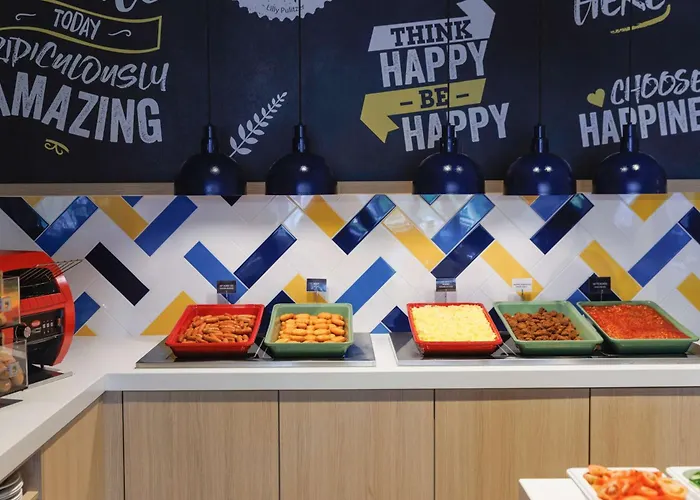 Hampton By Hilton Amsterdam Airport Schiphol 4*