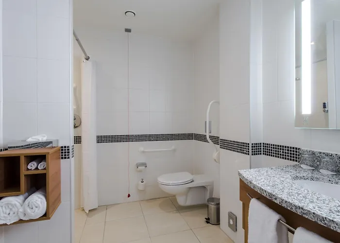 Hampton By Hilton Amsterdam Airport Schiphol Hotel