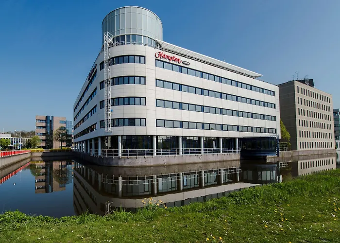 Hampton By Hilton Amsterdam Airport Schiphol 4*