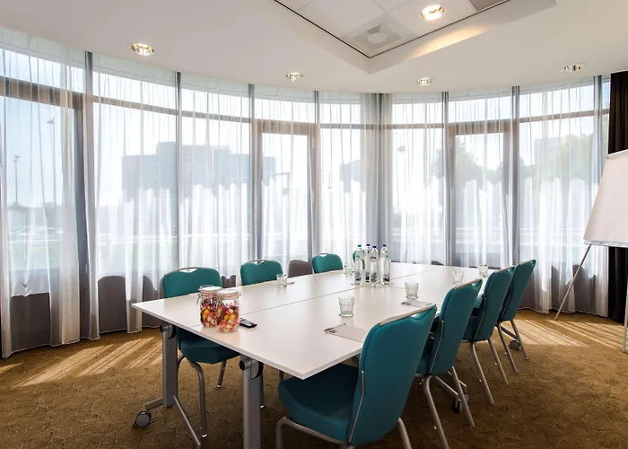 Hampton By Hilton Amsterdam Airport Schiphol Hotel Hoofddorp