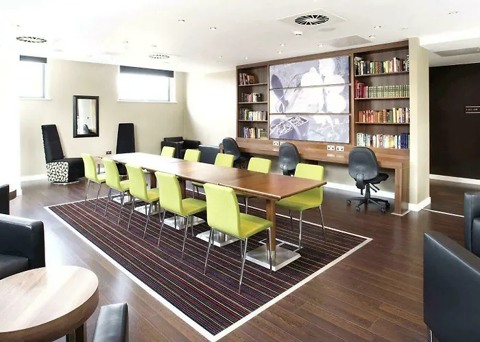 Hampton By Hilton Amsterdam Airport Schiphol Hoofddorp